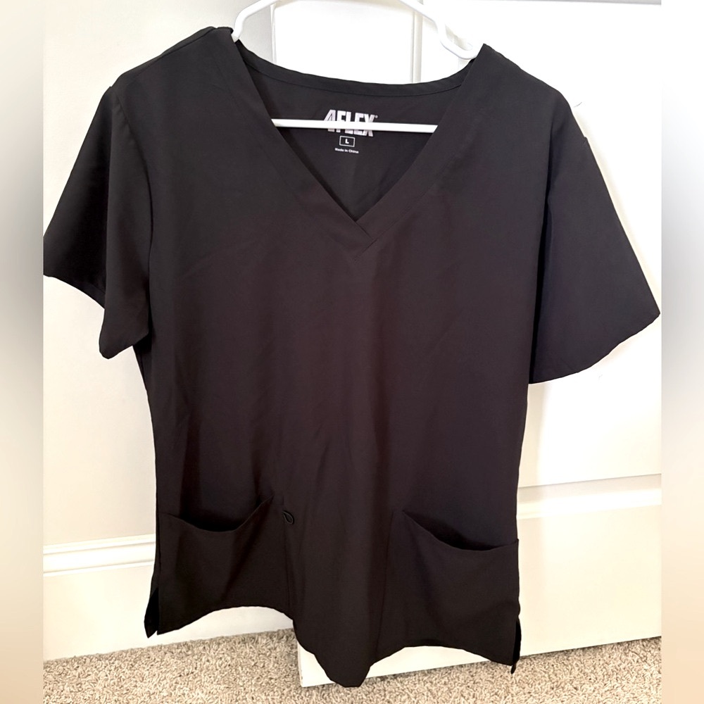 Women's Scrub Top in Black V-Neck. Size Large. Never worn.